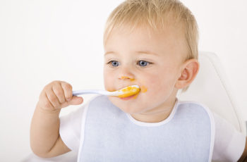 Importância da Nutrição Adequada na Primeira Infância